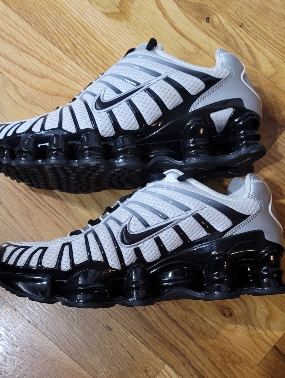Women's Nike Shox TL - Picture 6 of 8